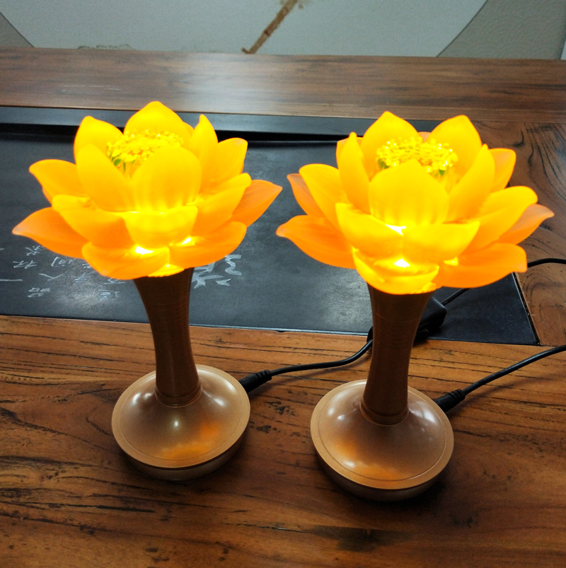 琉璃纯铜莲花灯.jpg